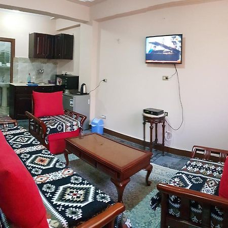 Aparthotel Caesar House Aleksandria Zewnętrze zdjęcie